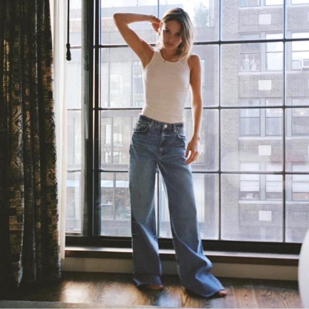 ZARA wide leg jeans